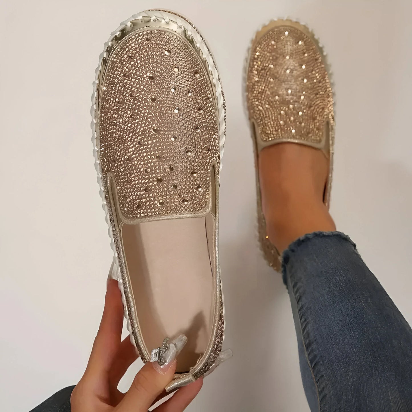 Marcelline – Trampki typu slip-on z platformą ze strasami