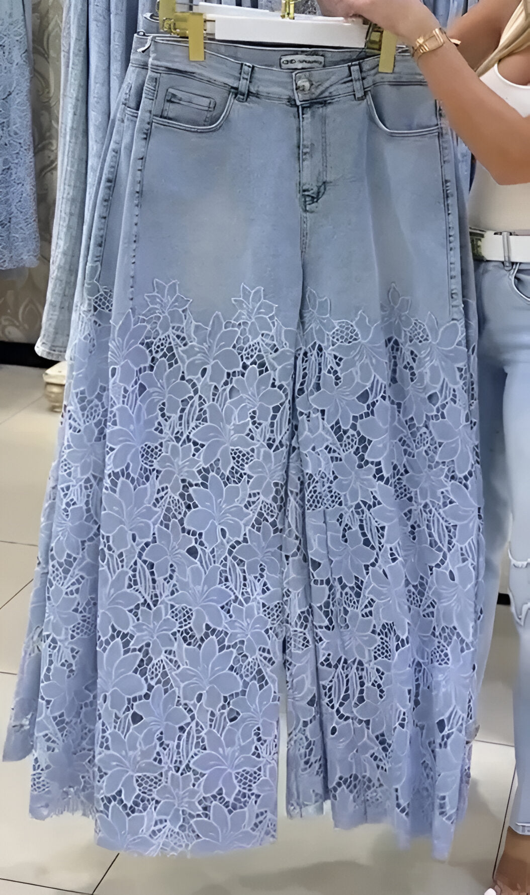 Jeansy Chérie Floral Lace