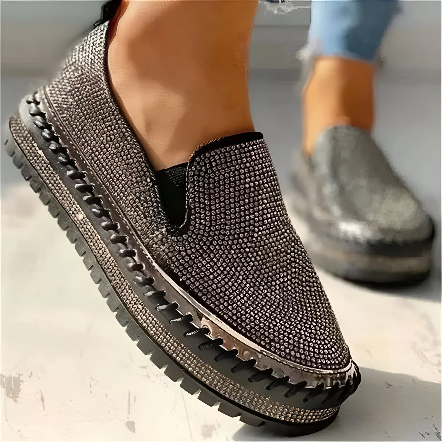 Marcelline – Trampki typu slip-on z platformą ze strasami