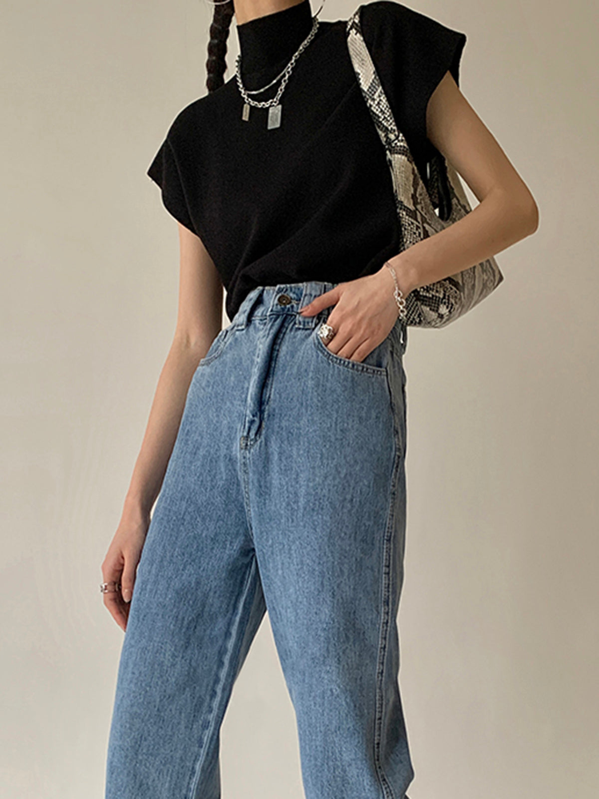 Nora – Stylowy sweter-kamizelka