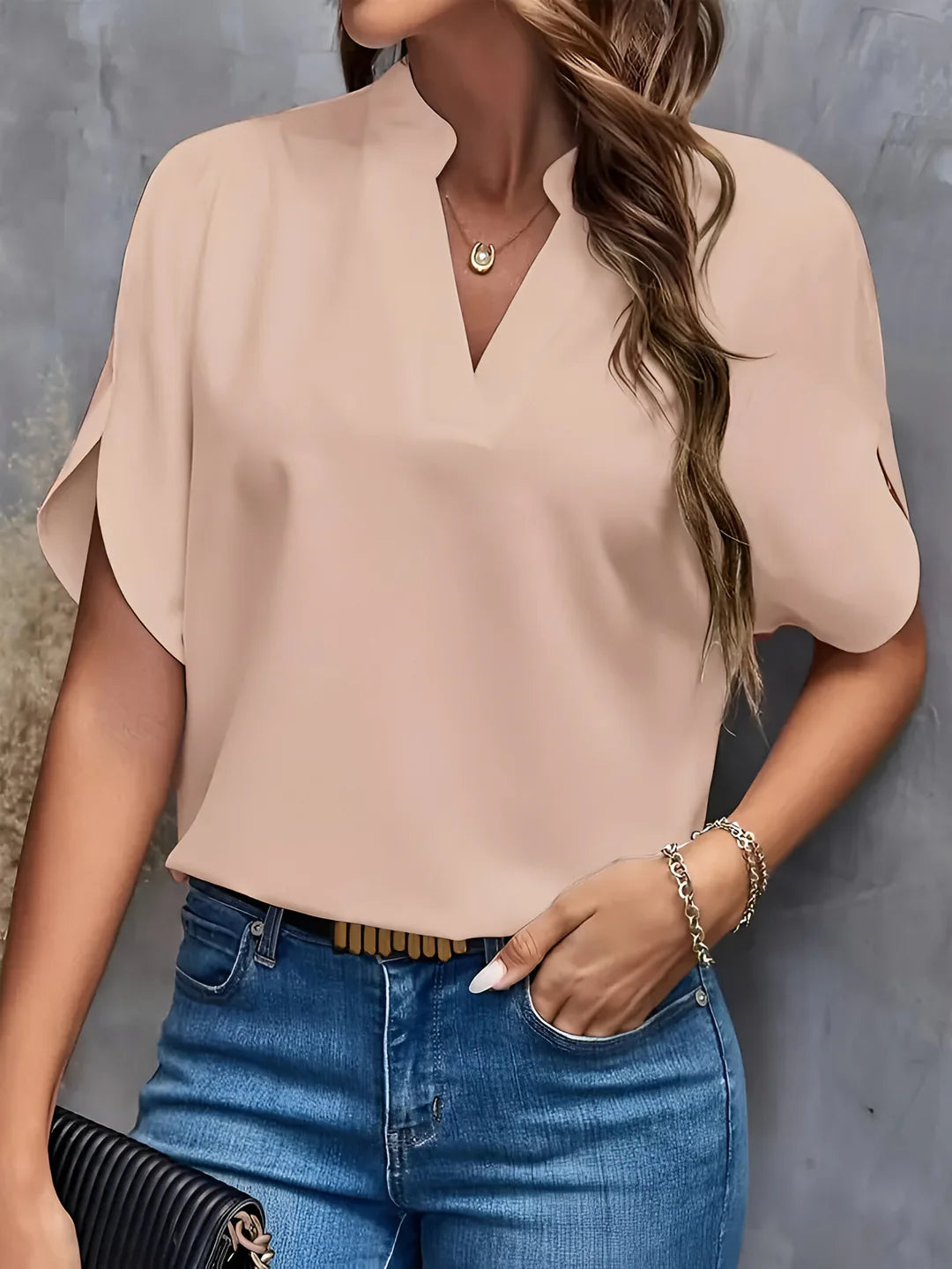 LIEKE - ELEGANCKA BLUZKA Z WYCIĘCIEM PRZY SZYI