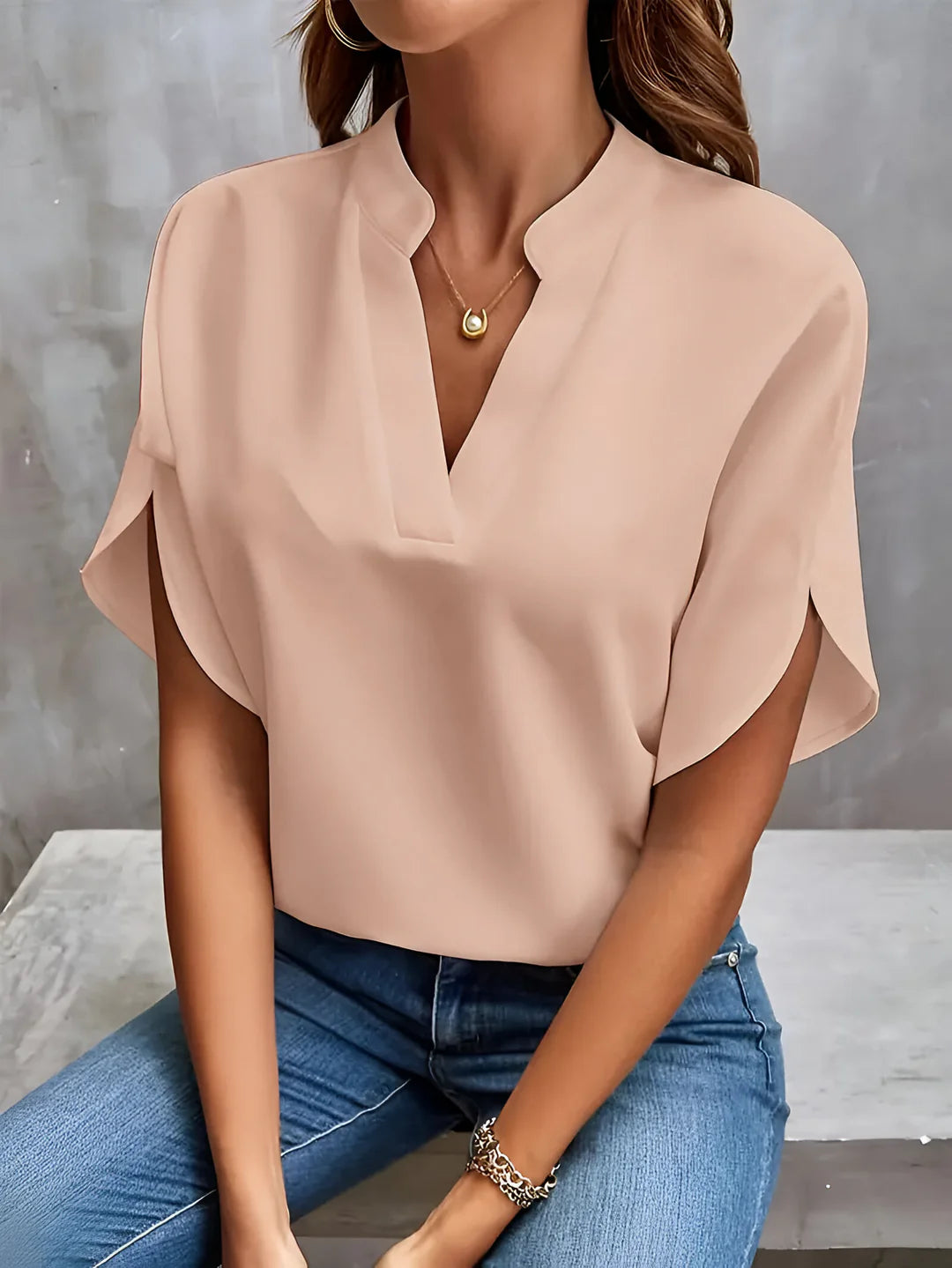 LIEKE - ELEGANCKA BLUZKA Z WYCIĘCIEM PRZY SZYI
