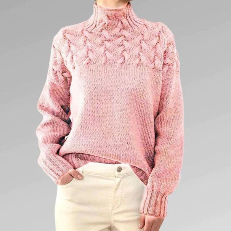 Sofia – Sweter z detalami z dzianiny kablowej
