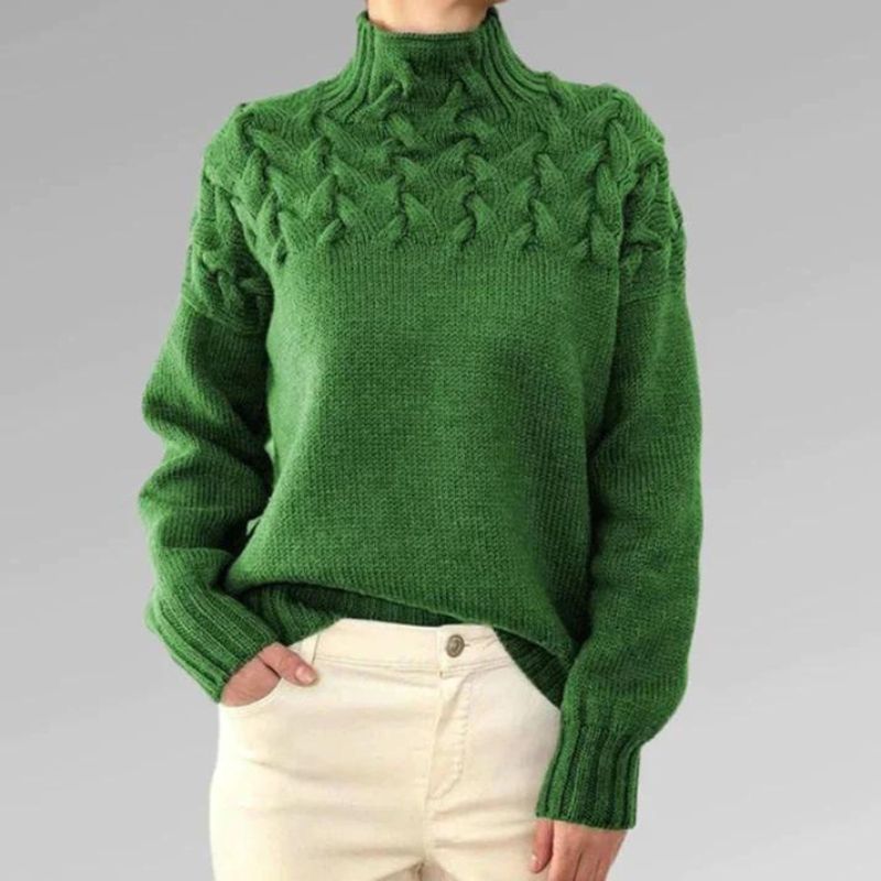 Sofia – Sweter z detalami z dzianiny kablowej