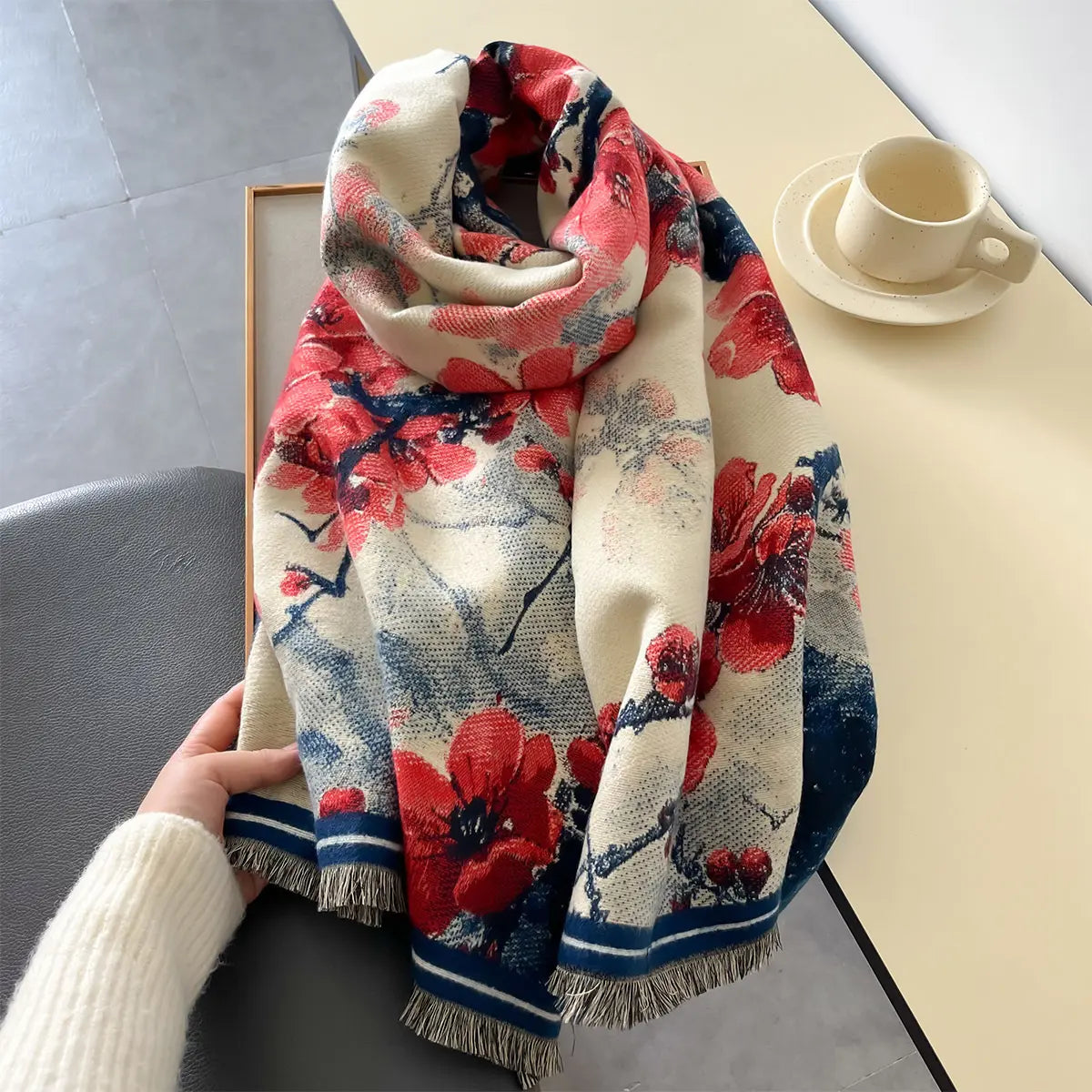 Jeanne - Szalik Vintage Peach Blossom | Elegancki i ciepły jesienno-zimowy szal