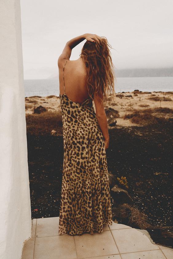 JULIA - Leopard Print Dress with Refined Style