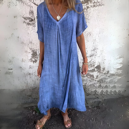 Solène – Relaxed V-Neck Midi Dress