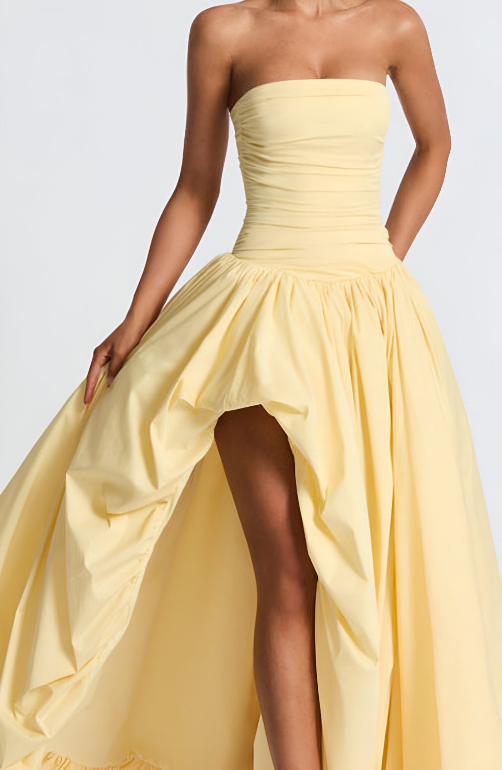 Émilienne – Strapless Puff Ball Maxi Dress