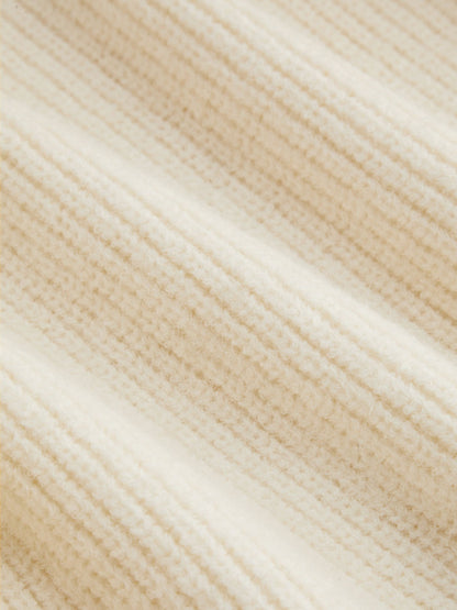 Éloïse – haftowany sweterek z dzianiny Crop