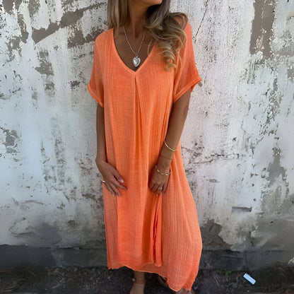 Solène – Relaxed V-Neck Midi Dress