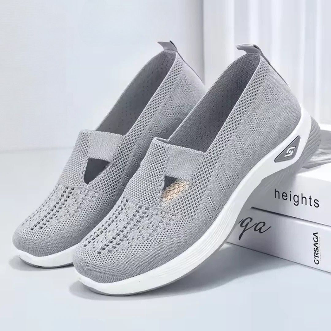 Alivra Orthopedic Knit Comfort Loafers