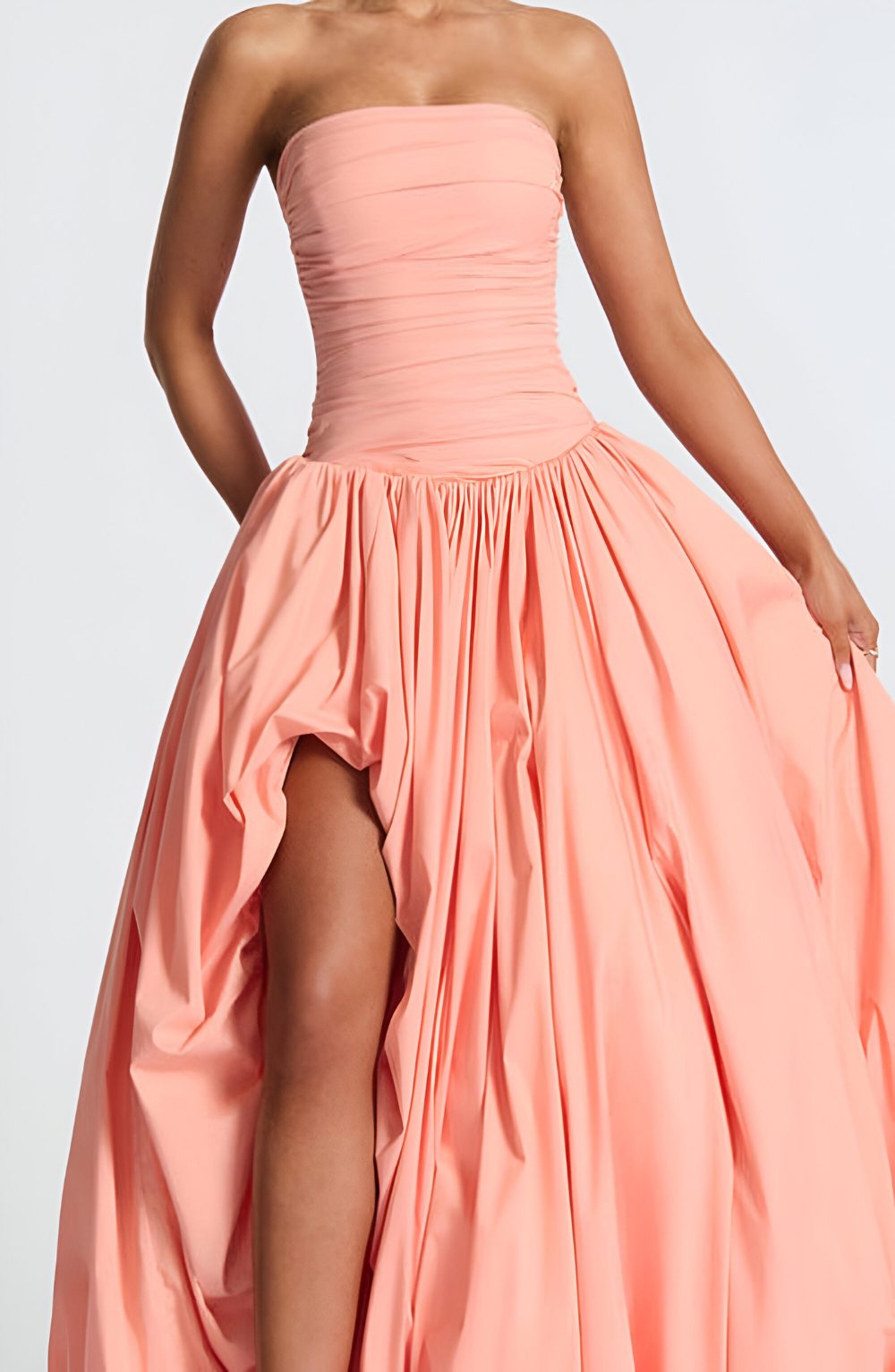 Émilienne – Strapless Puff Ball Maxi Dress
