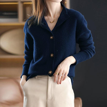 Elin – Elegant Button-Up Sweater