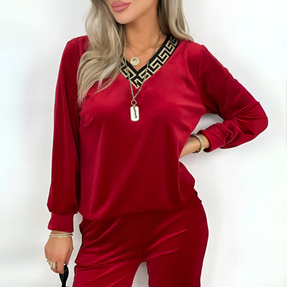 Welwetowy dres z dekoltem w serek dla kobiet